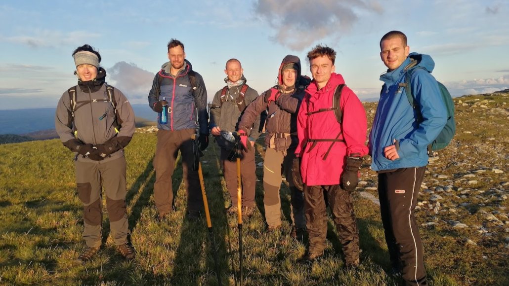 Ch2 Welsh 3000s Challenge walkers